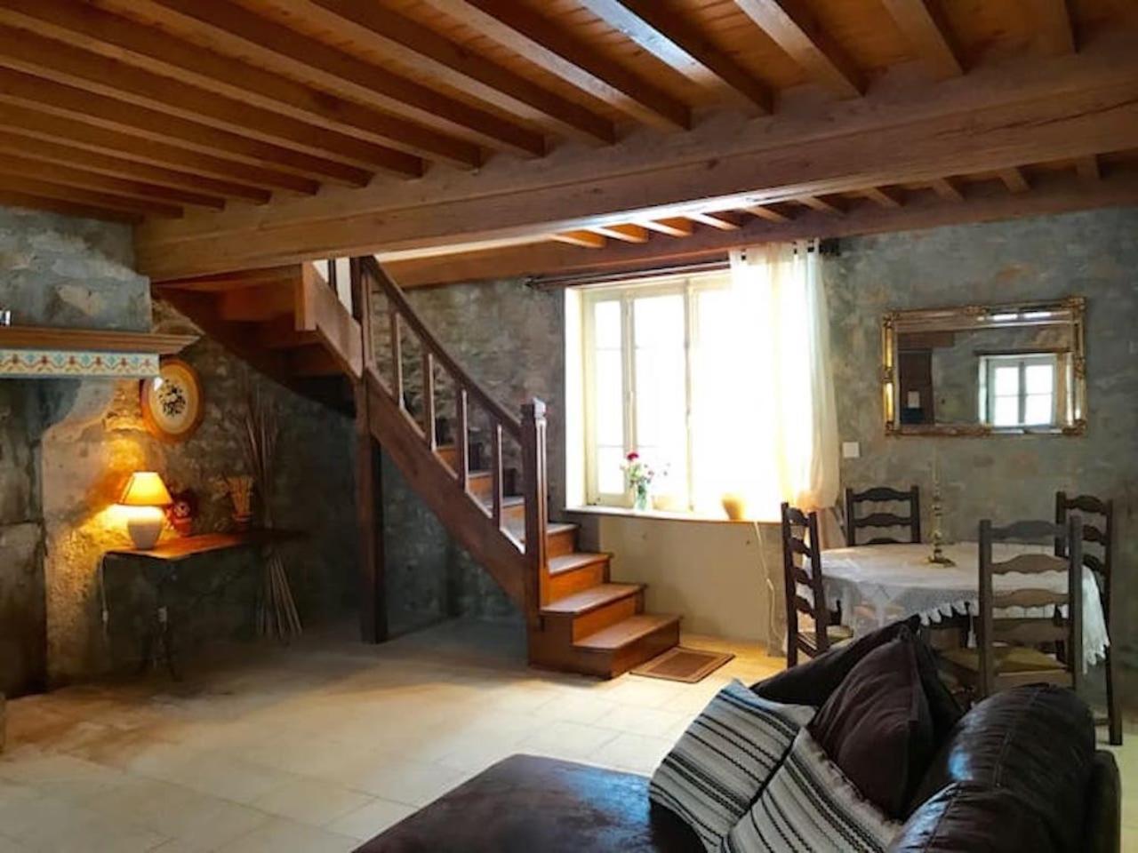 Morvan La Pastourelle Quarré-les-Tombes Esterno foto